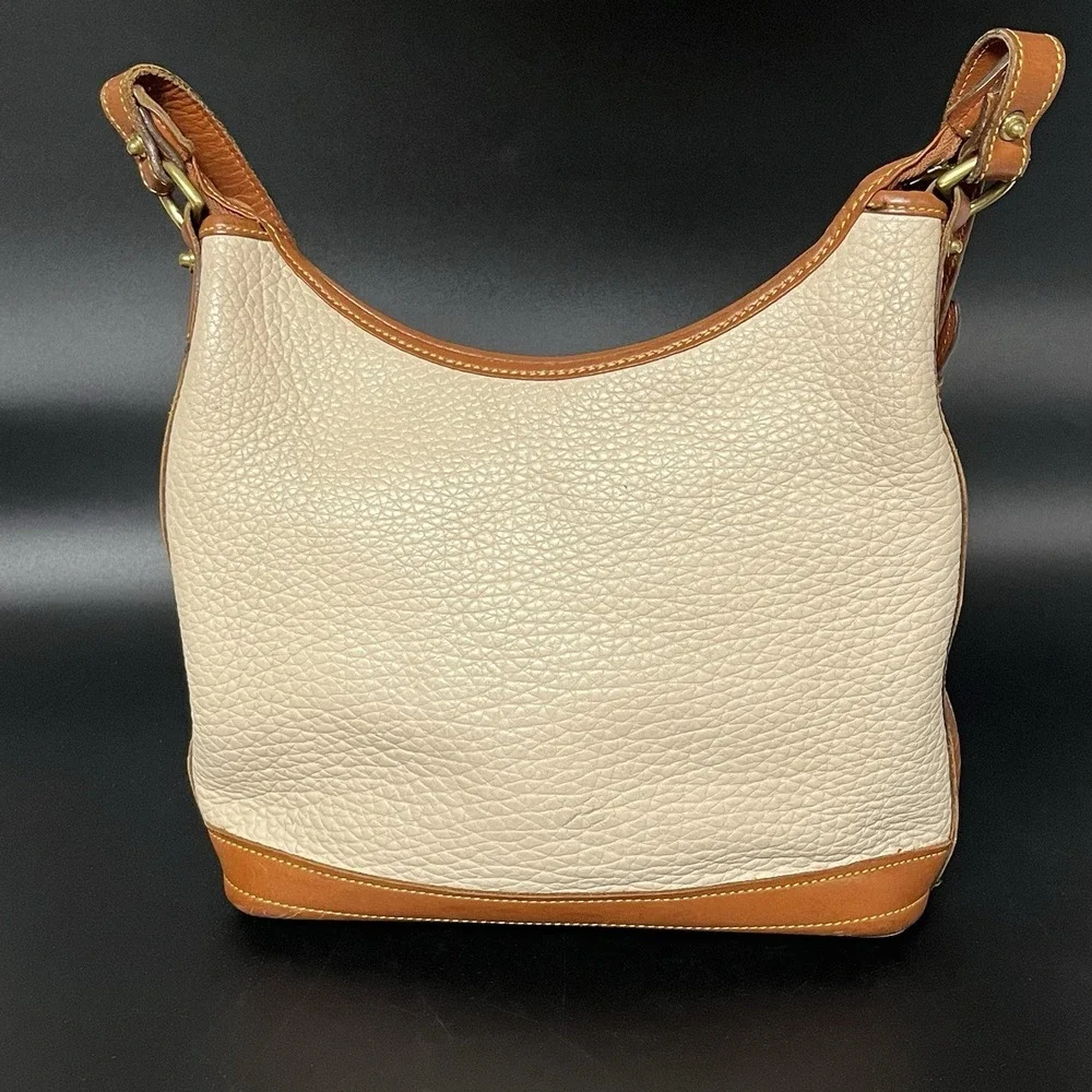 Donney & Bourke 90s Taupe W/ British Tan Trim Pebbled Leather Vtg Hobo Bag USA